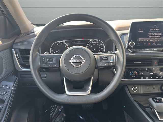 2023 Nissan Rogue SV photo 13