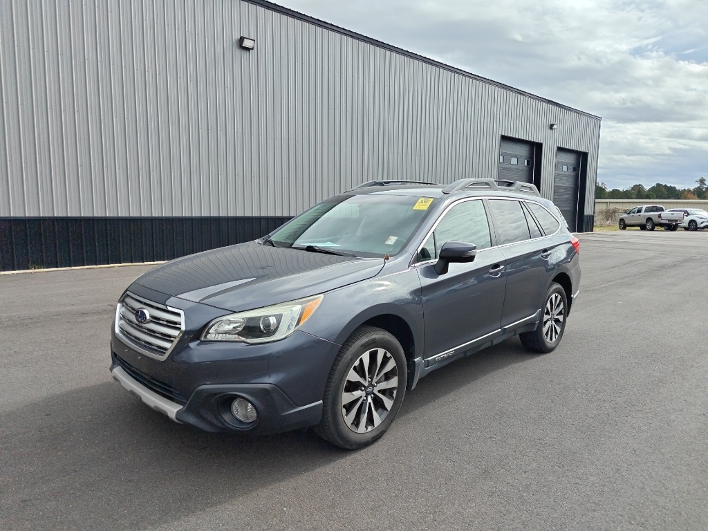 2015 Subaru Outback 3.6R Limited photo 2
