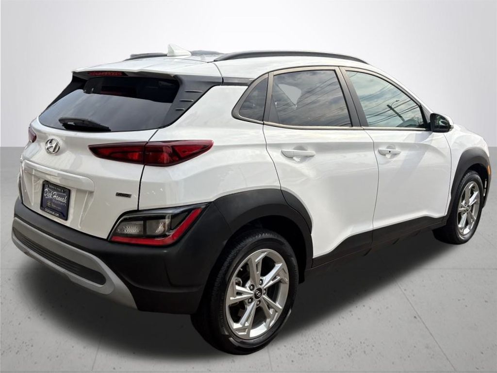 2023 Hyundai Kona SEL photo 5