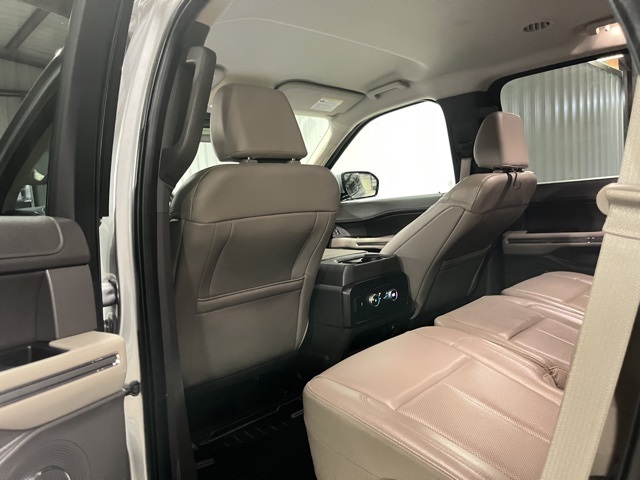 2021 Ford Expedition XLT photo 7