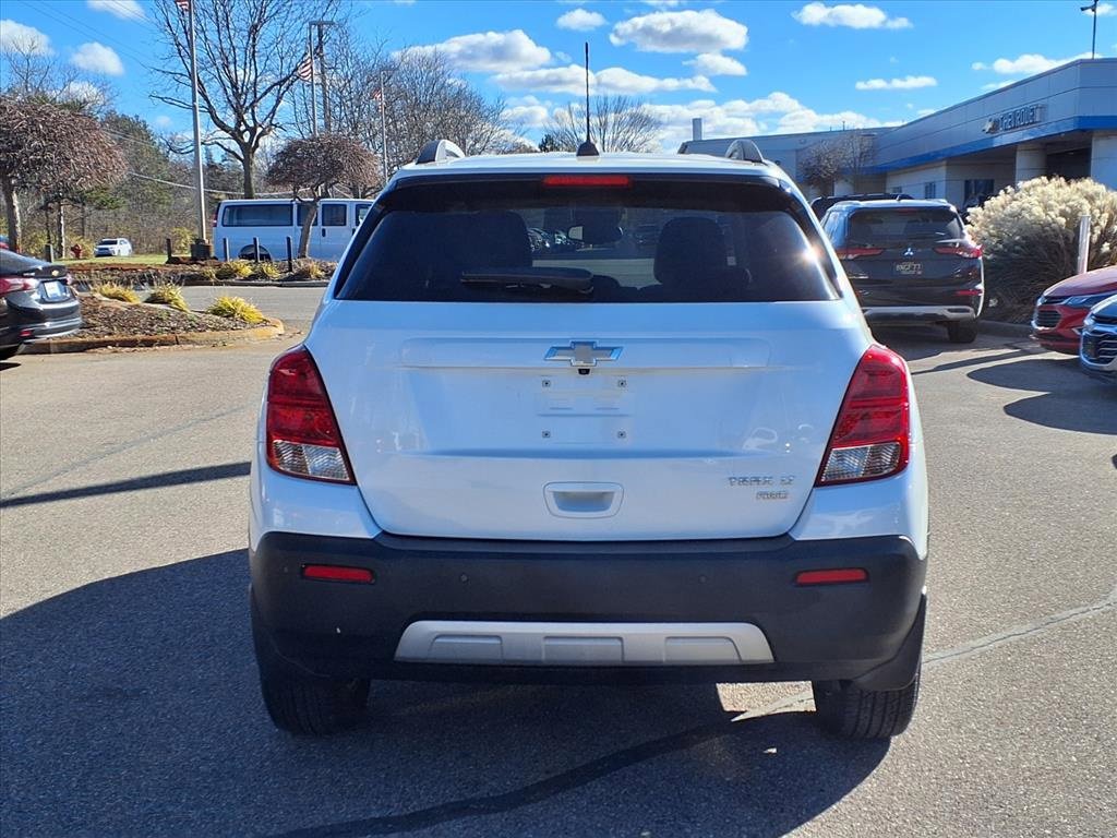 2015 Chevrolet Trax LT photo 3