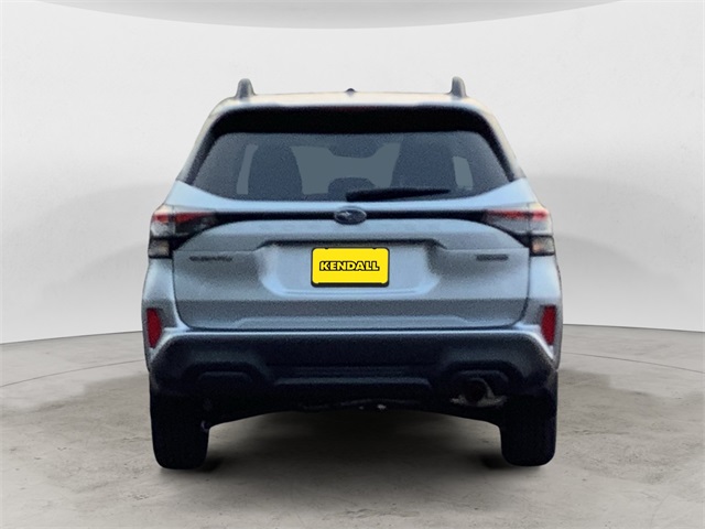 2025 Subaru Forester Premium photo 3