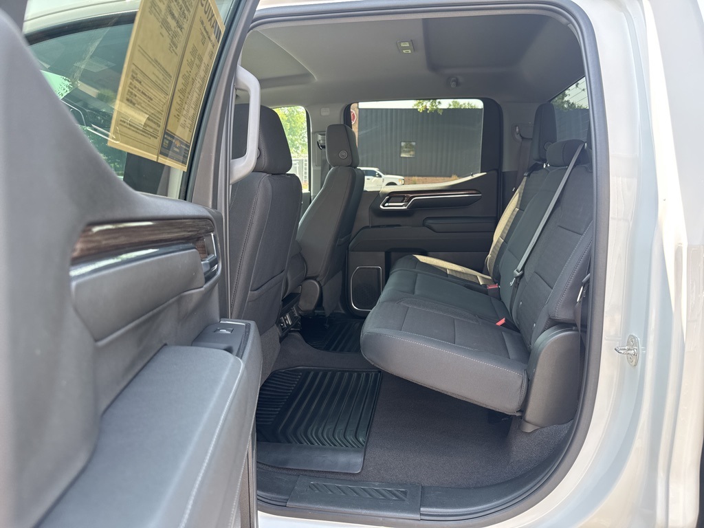 2023 Chevrolet Silverado 1500 LT photo 15