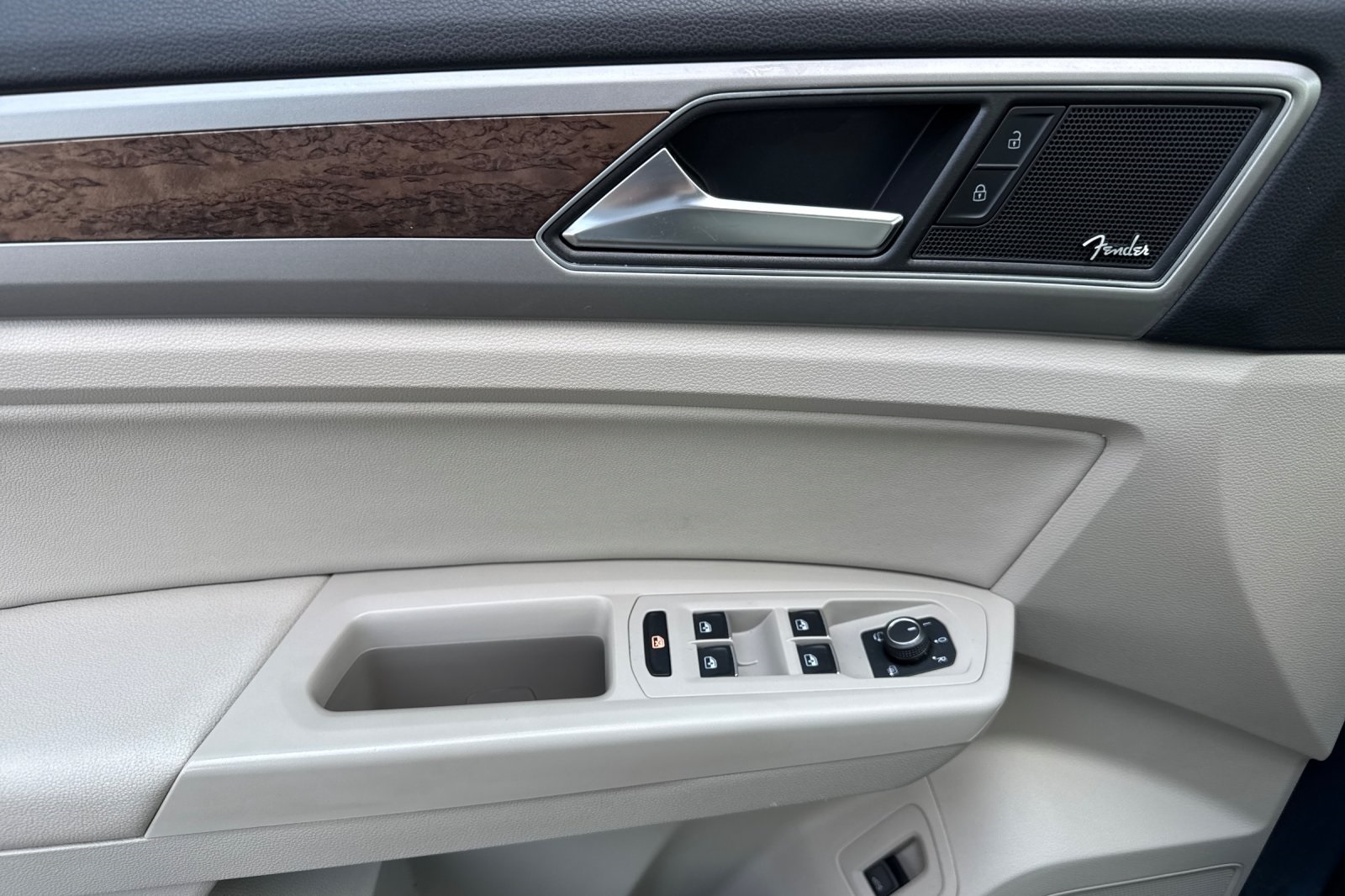 2019 Volkswagen Atlas V6 SEL Premium photo 11