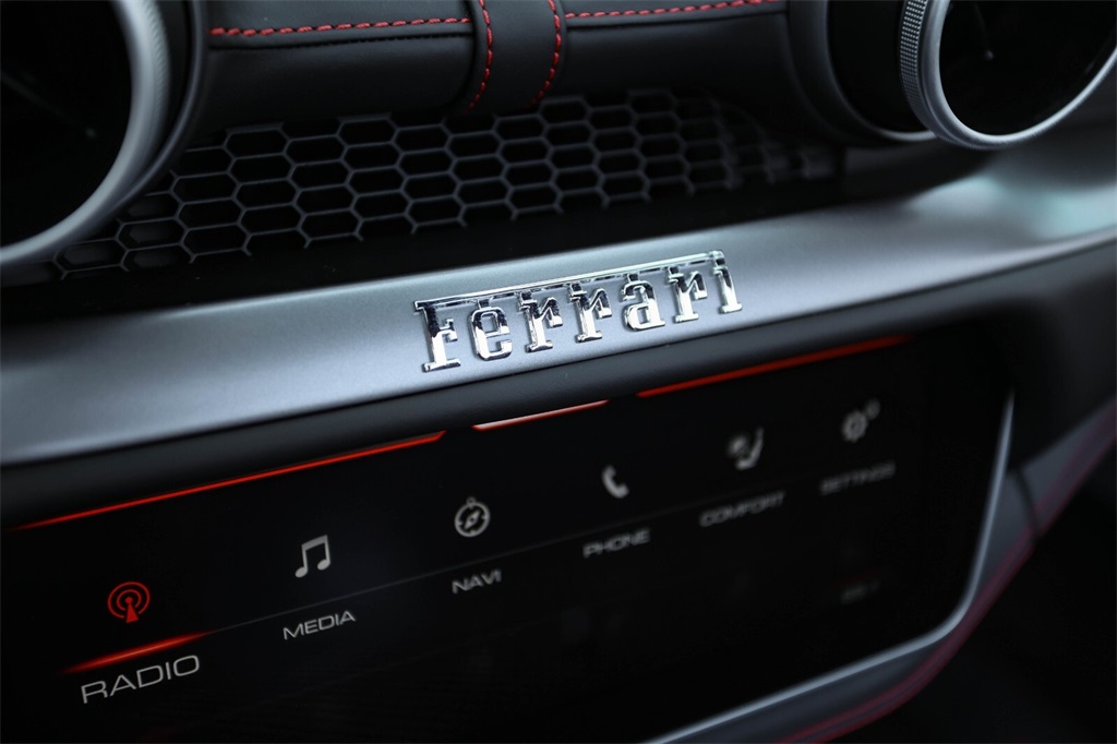 Certified Used 2022 Ferrari Base image 31