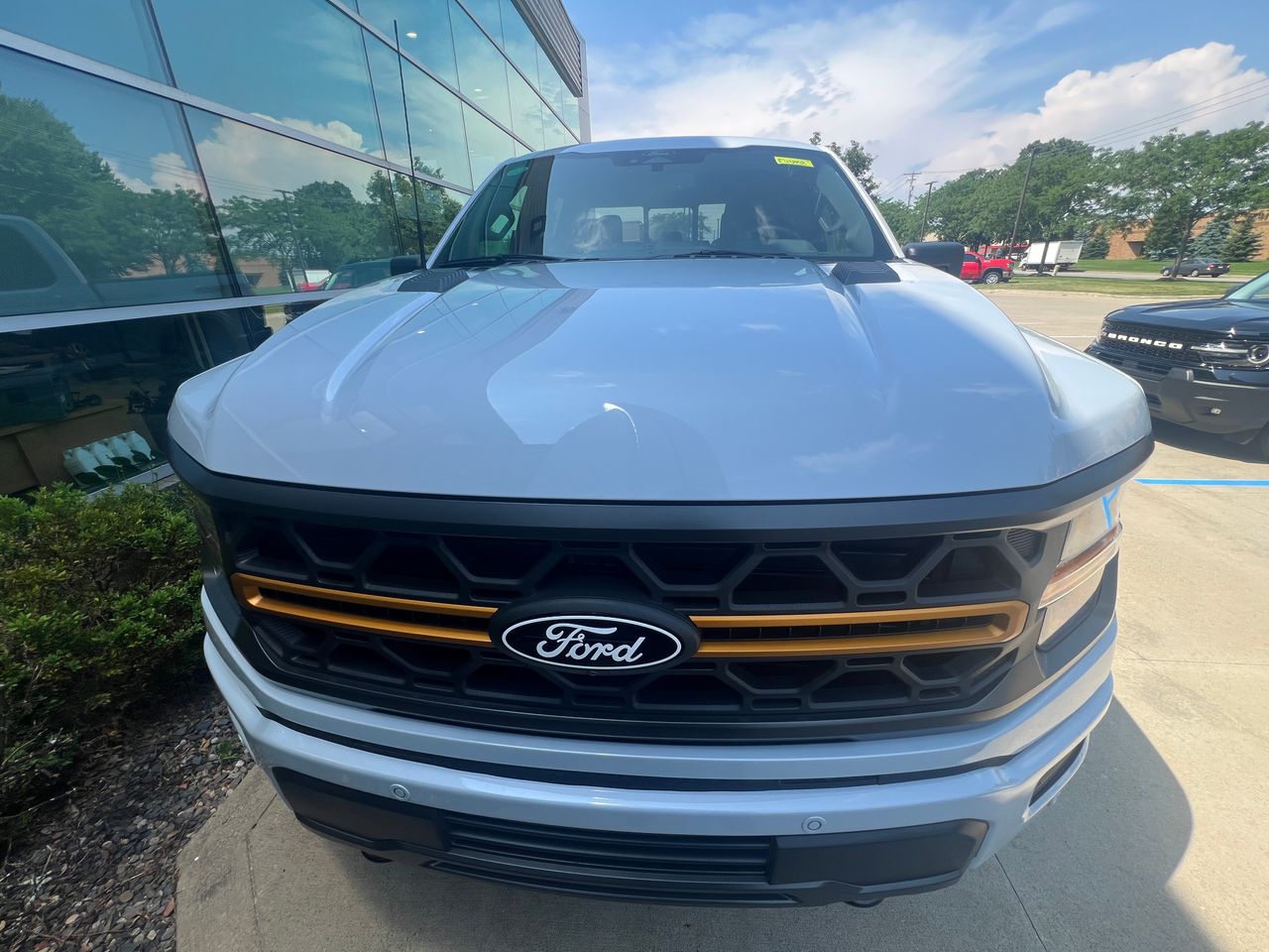 2025 Ford F-150 Tremor photo 2