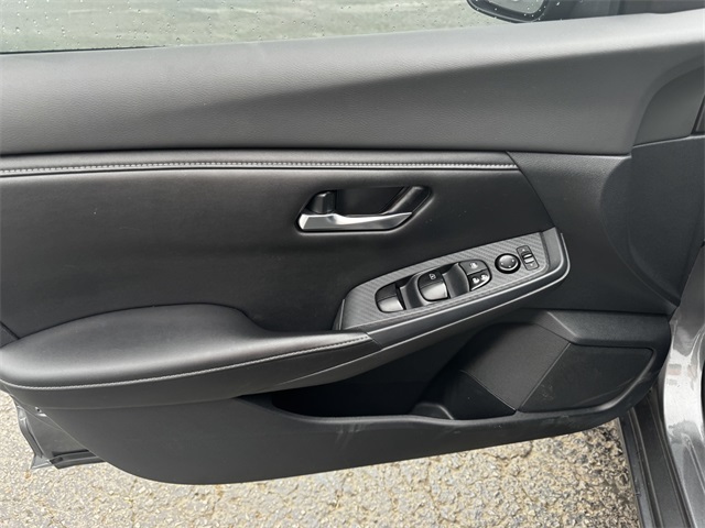 2022 Nissan Sentra S photo 19