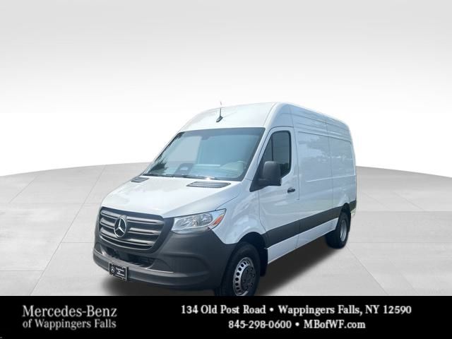 2025 Mercedes-Benz Sprinter Cargo Van Base's photo