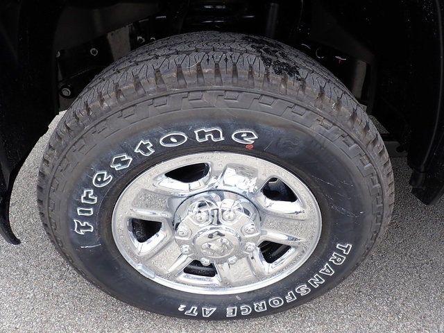 2025 Ram 2500 Tradesman photo 11