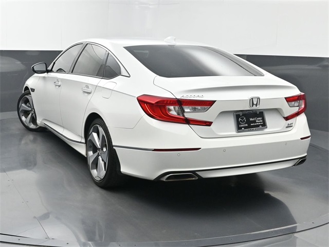 2020 Honda Accord Touring 2.0T photo 4