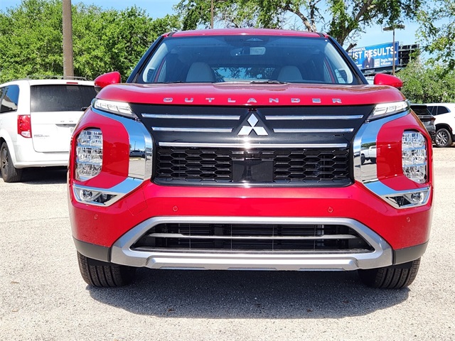 2025 Mitsubishi Outlander SE photo 2