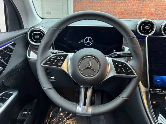 2025 Mercedes Benz GLC 350e 4MATIC photo 13