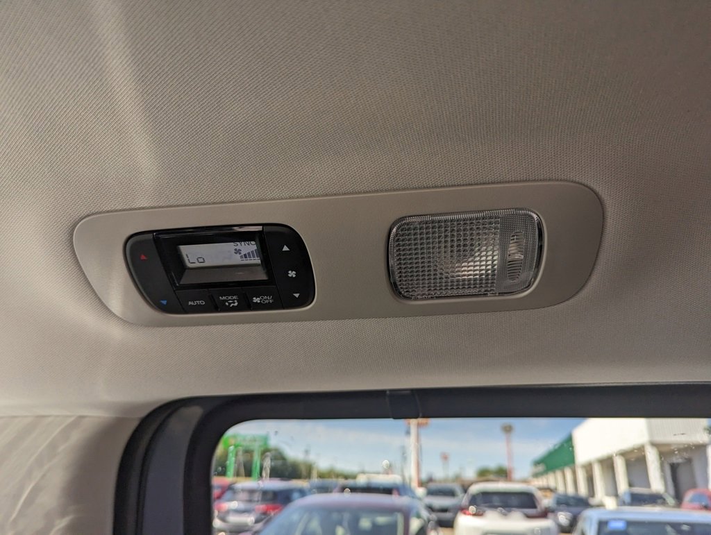 2026 Honda Odyssey Touring photo 10