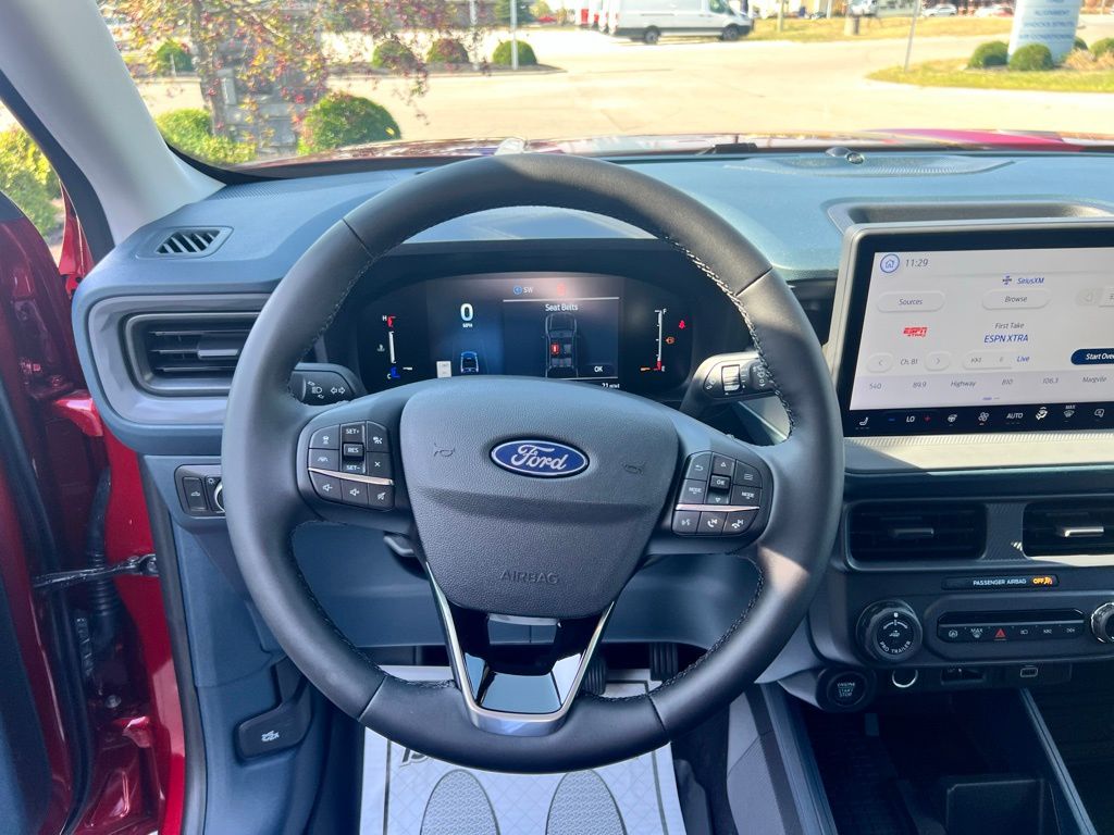 2025 Ford Maverick Lariat photo 3