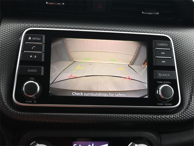 2019 Nissan Kicks SV photo 6