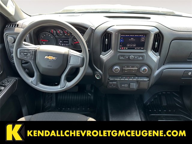 2025 Chevrolet Silverado 3500HD photo 10