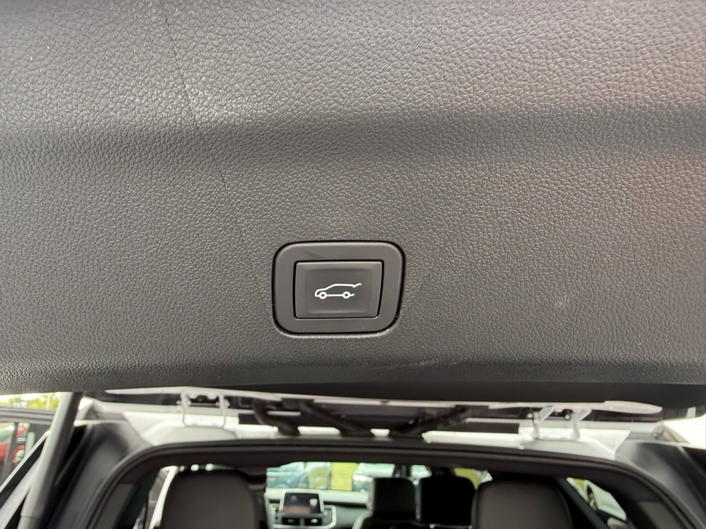 2024 Chevrolet Tahoe LT photo 16