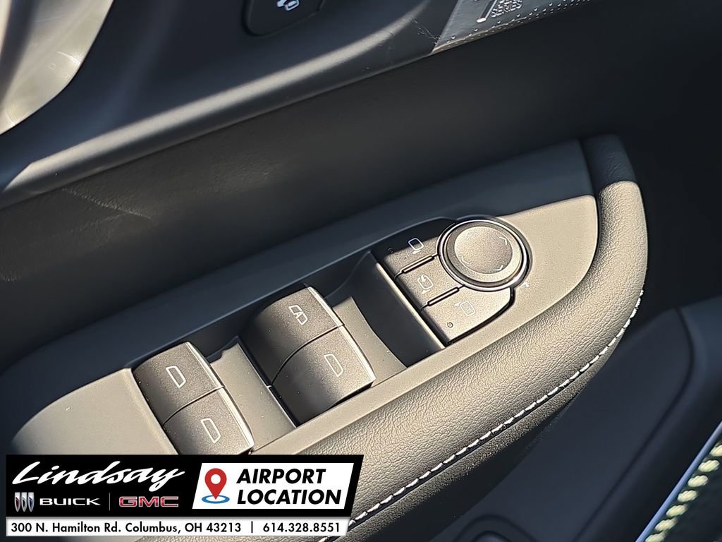 2026 Buick Enclave Avenir photo 24