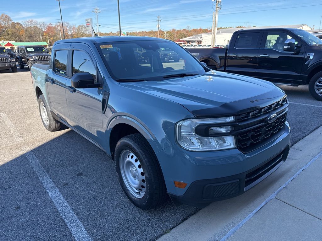 2022 Ford Maverick XL photo 4