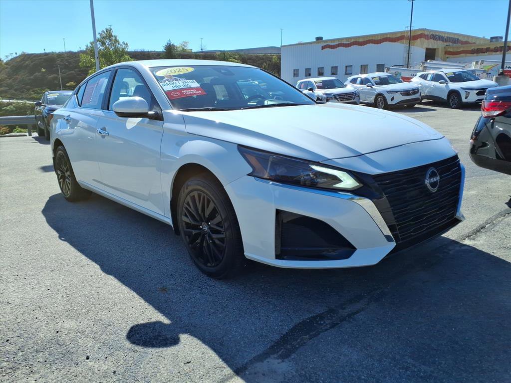2025 Nissan Altima