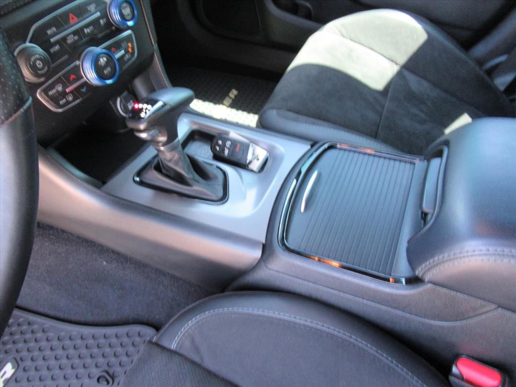 2022 Dodge Charger R/T photo 18