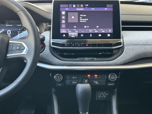 2023 Jeep Compass Sport photo 17