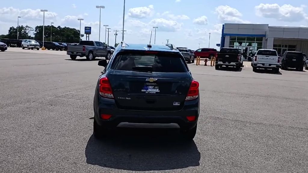 2022 Chevrolet Trax LT photo 7