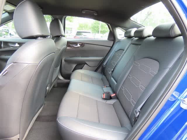 2024 Kia Forte GT-Line photo 13