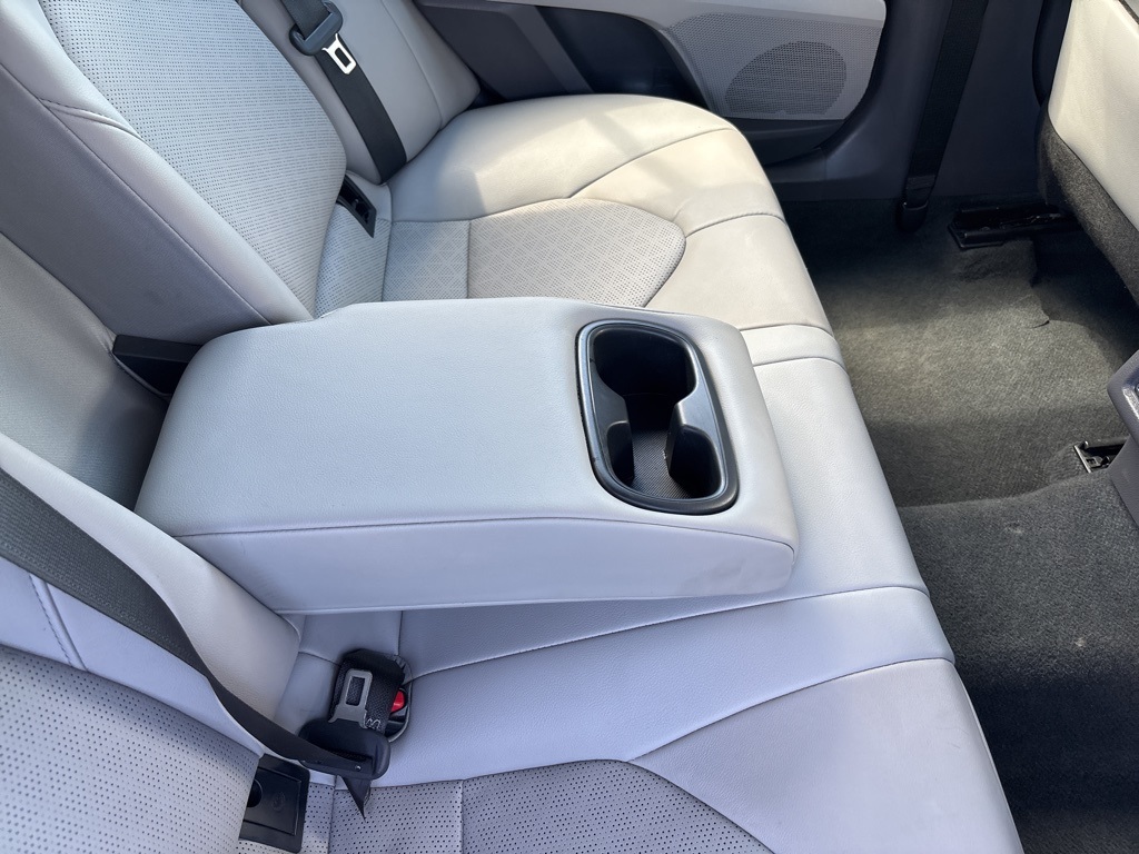2023 Toyota Camry XSE photo 16