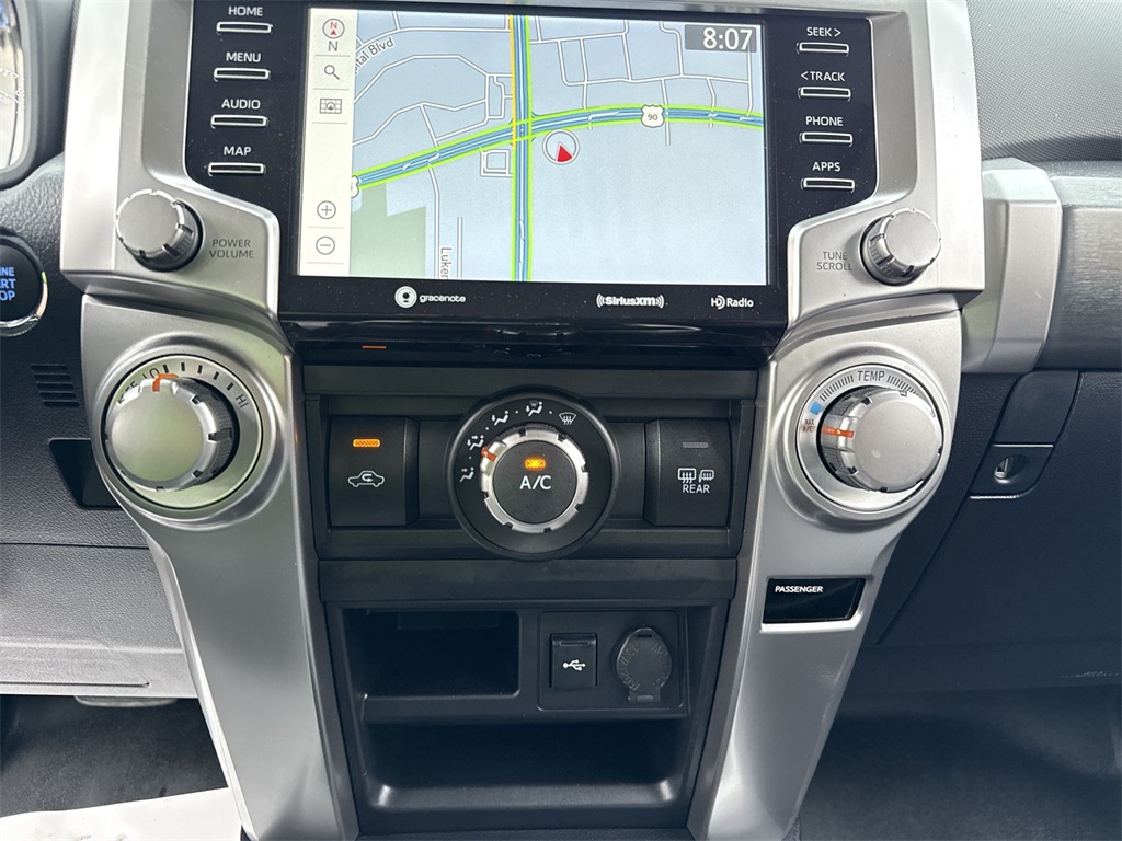 2022 Toyota 4Runner SR5 Premium photo 23