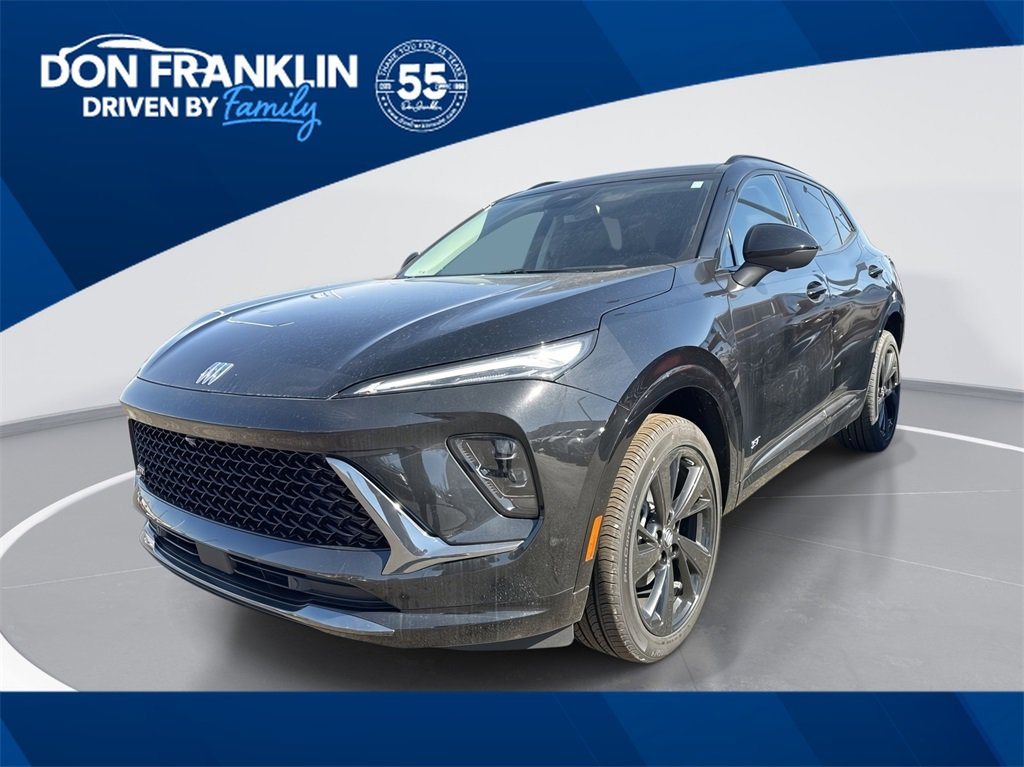 2025 Buick Envision Sport Touring's photo