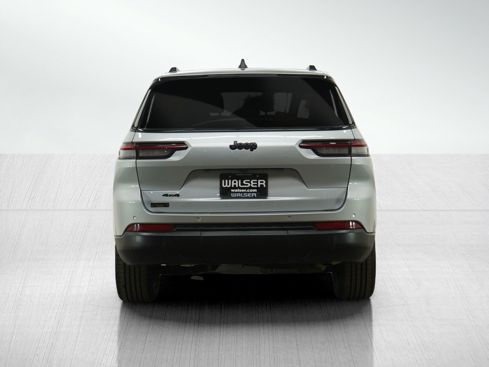 2023 Jeep Grand Cherokee Altitude photo 4