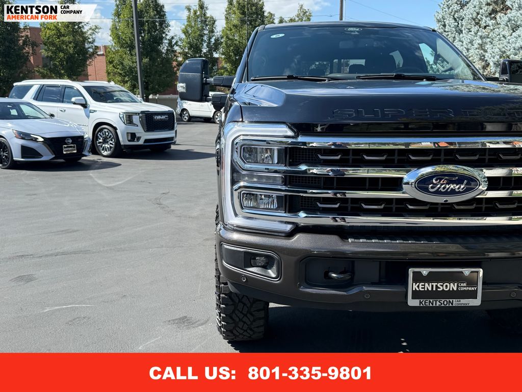 2025 Ford F-350 photo 13