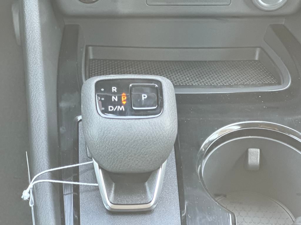 2026 Nissan Rogue S photo 21