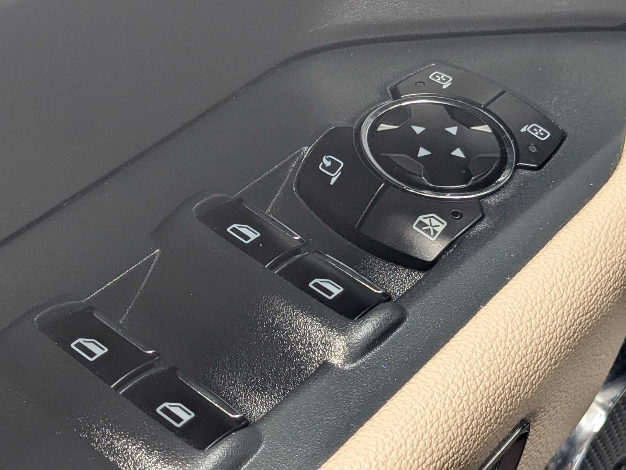 2023 Ford Expedition MAX Limited photo 25