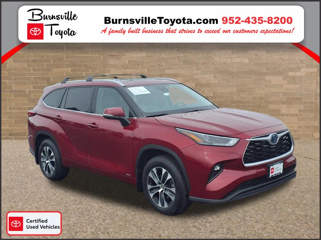 2022 Toyota Highlander XLE's photo