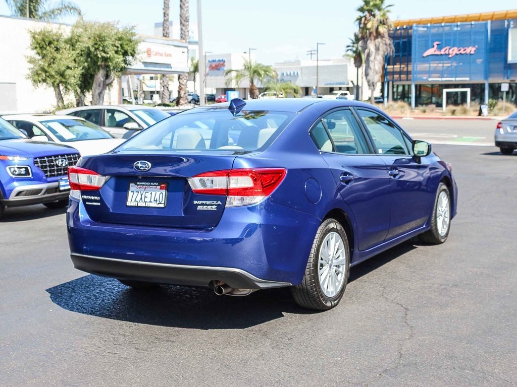 2017 Subaru Impreza 2.0i Premium photo 8