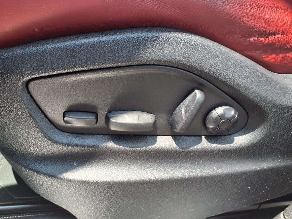 2023 Porsche Cayenne Base photo 8