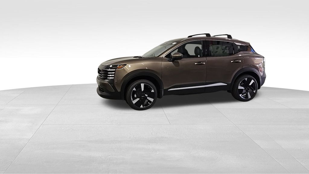 2025 Nissan Kicks SR photo 2