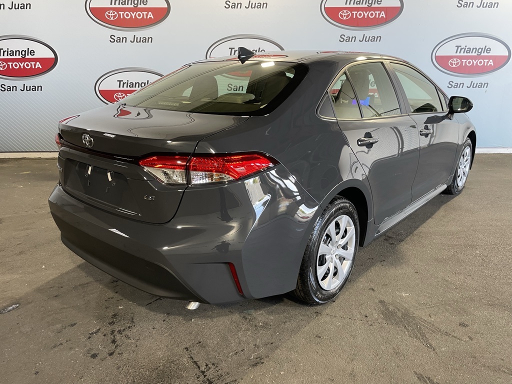 2025 Toyota Corolla LE photo 4