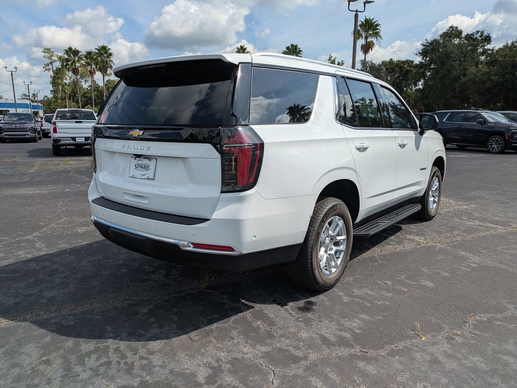 2025 Chevrolet Tahoe LS photo 3