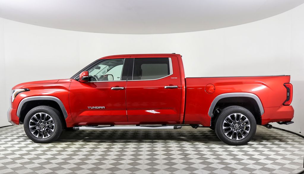 2023 Toyota Tundra Limited photo 3