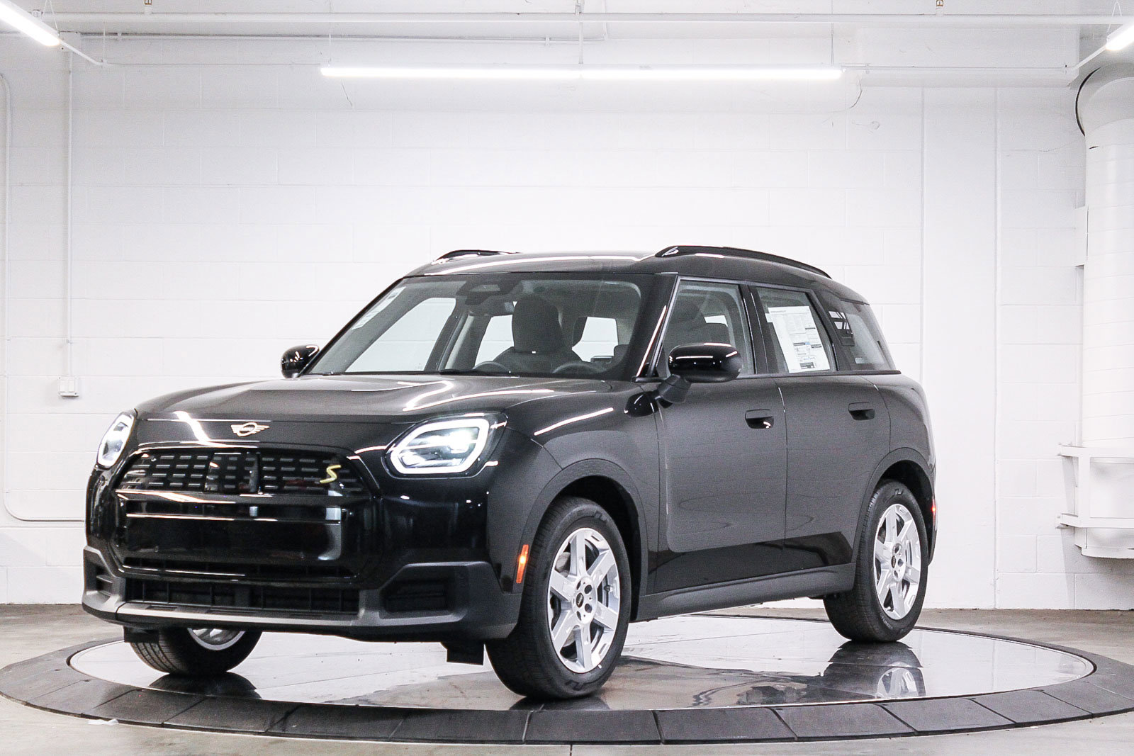 2025 Mini Countryman SE ALL4 photo 3