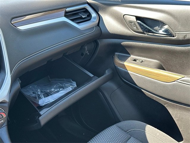 2022 Gmc Acadia SLE photo 30