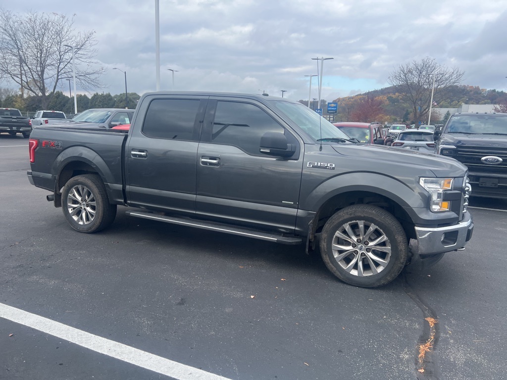 2017 Ford F-150 XLT photo 3