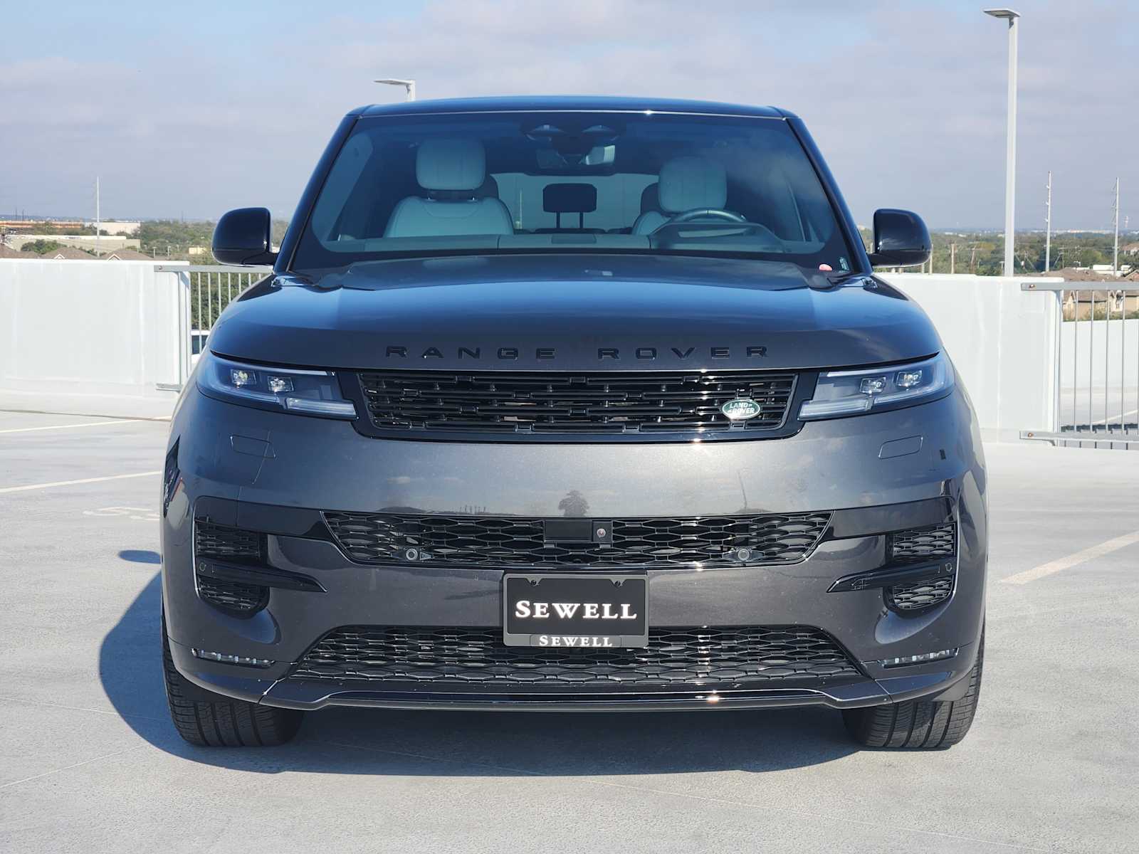2024 Land Rover Range Rover Sport SE photo 2