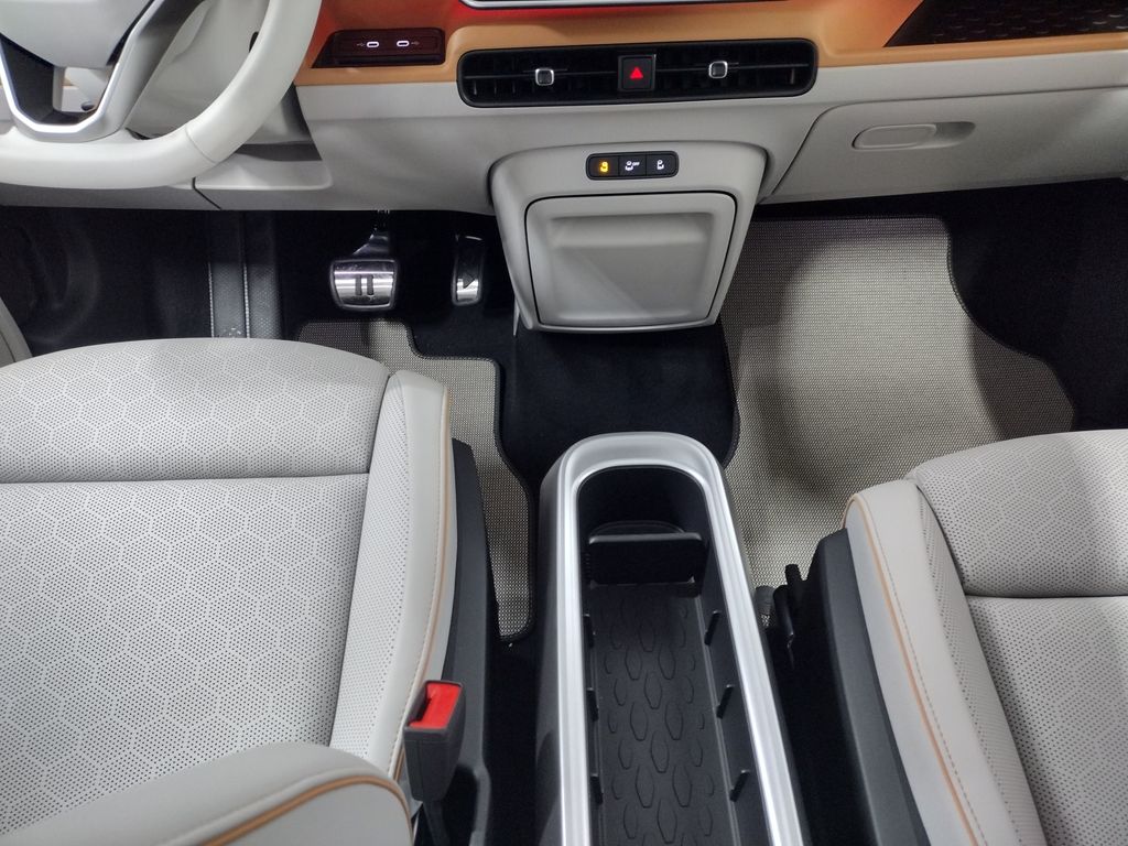 2025 Volkswagen ID. Buzz photo 36