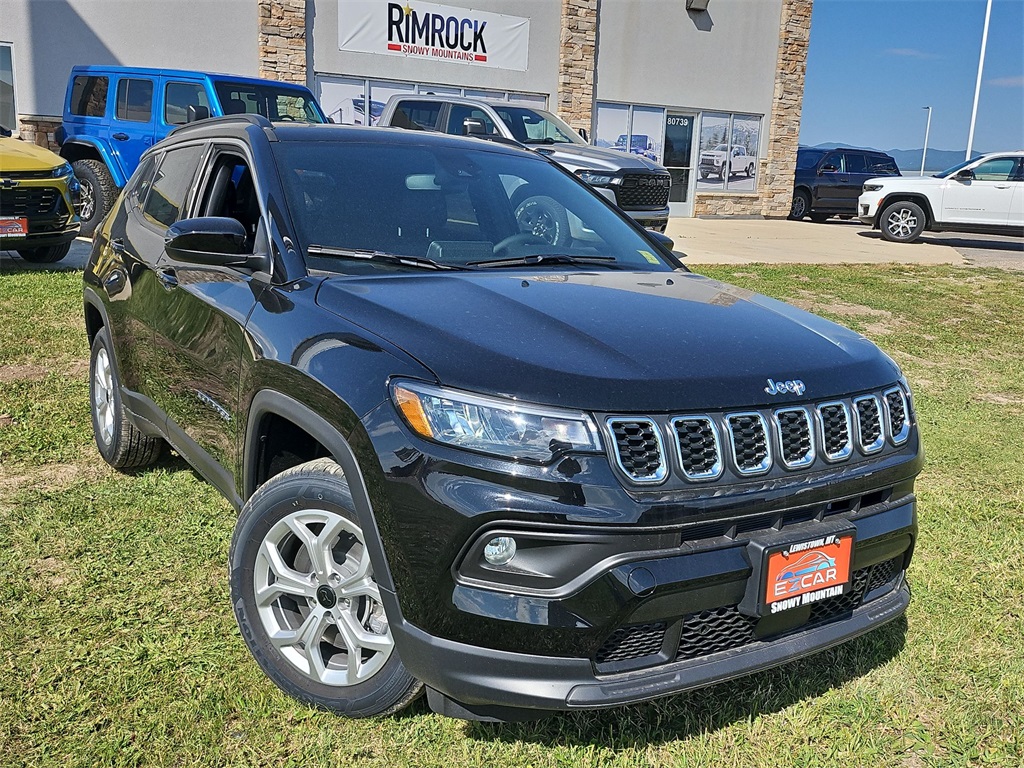 2025 Jeep Compass Latitude photo 11