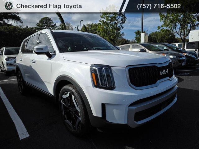 2024 Kia Telluride EX photo 3