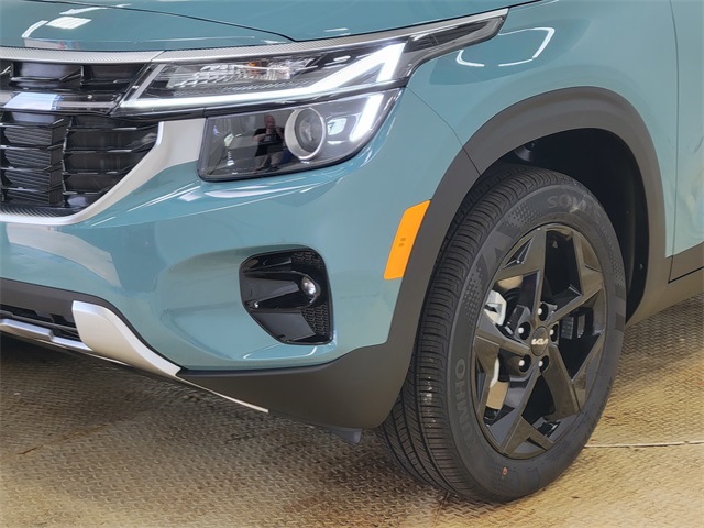 2026 Kia Seltos EX photo 8